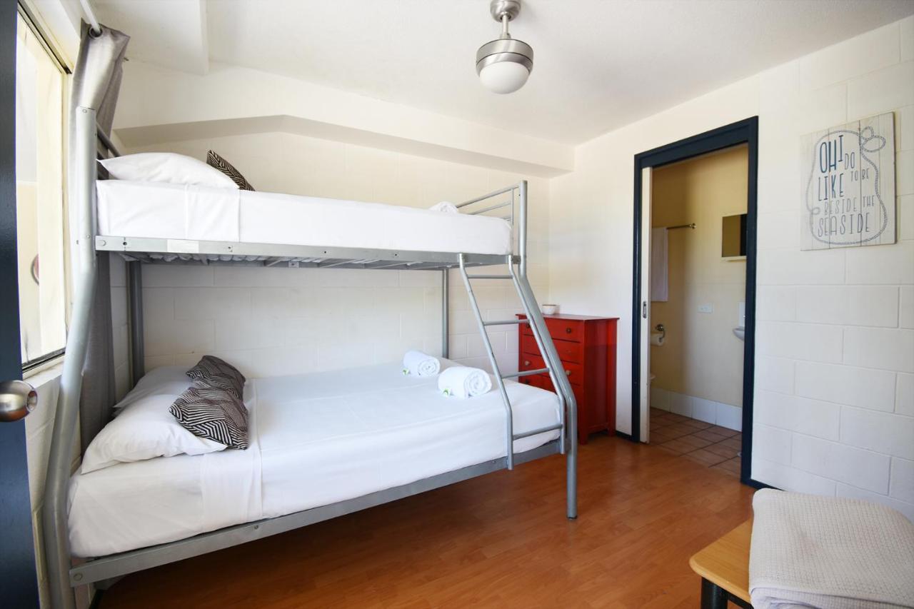 Caloundra Backpackers Hostel Bagian luar foto